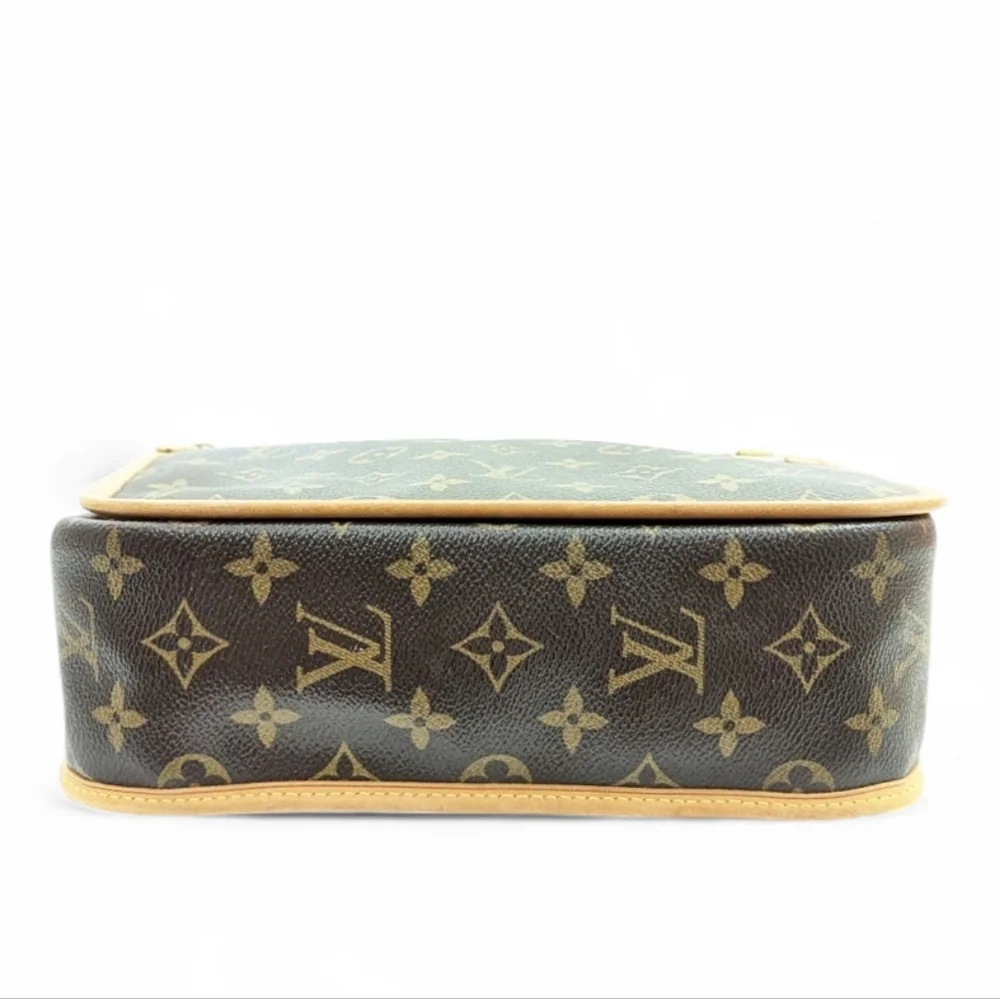 ✨️Authentic Louis Vuitton Bosphore PM monogram Crossbody Bag - Picture 5 of 14